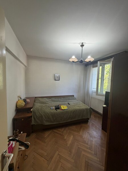 Nicolae Grigorescu fix la metrou pe Camil Ressu, bloc tip H.